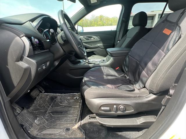 used 2022 Chevrolet Traverse car, priced at $29,980