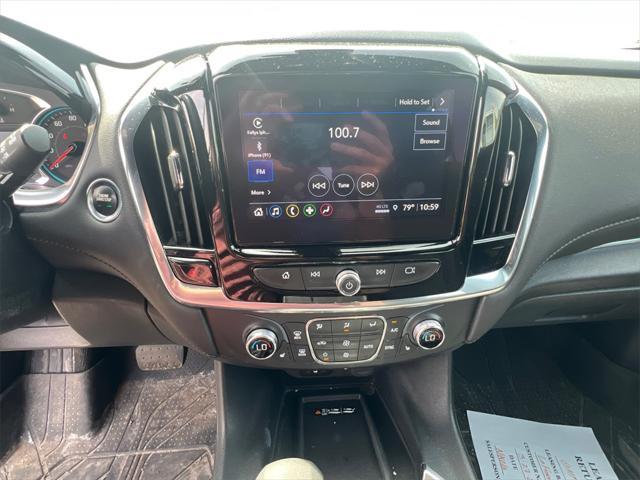 used 2022 Chevrolet Traverse car, priced at $29,980