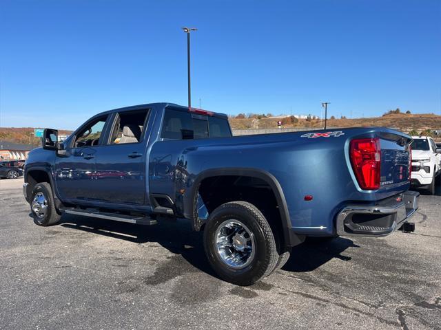 new 2025 Chevrolet Silverado 3500 car, priced at $70,592