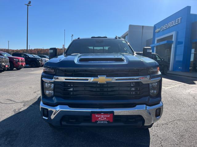 new 2025 Chevrolet Silverado 3500 car, priced at $70,592