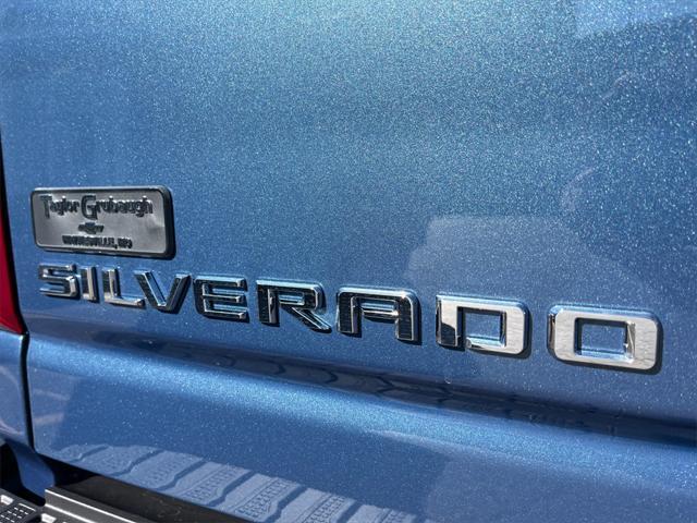 new 2025 Chevrolet Silverado 3500 car, priced at $70,592