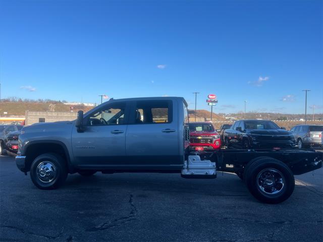 new 2025 Chevrolet Silverado 3500 car, priced at $65,047