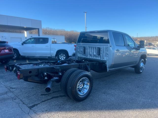 new 2025 Chevrolet Silverado 3500 car, priced at $65,047