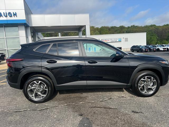 new 2025 Chevrolet Trax car, priced at $23,985