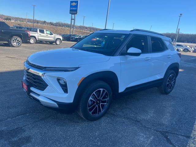 new 2025 Chevrolet TrailBlazer car, priced at $26,676