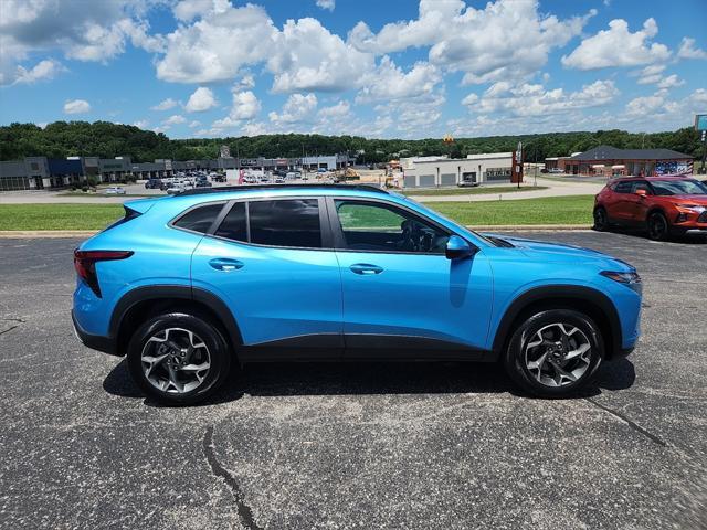 used 2025 Chevrolet Trax car, priced at $23,472
