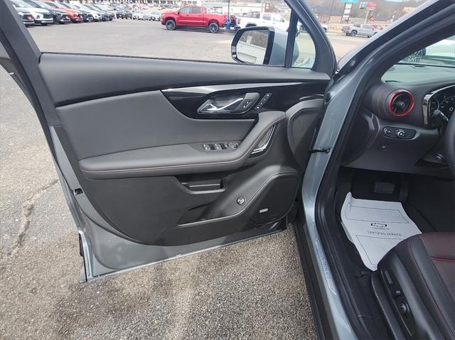 new 2025 Chevrolet Blazer car, priced at $50,430