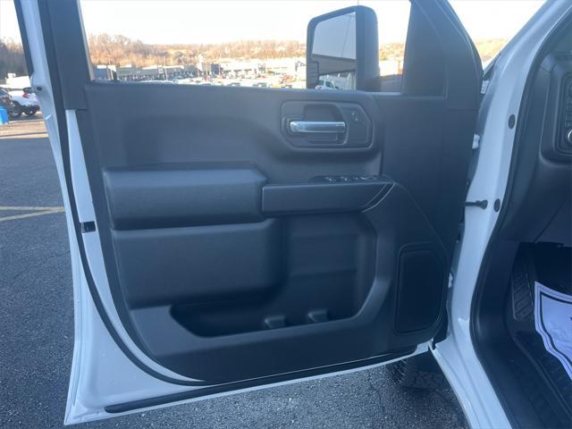 new 2025 Chevrolet Silverado 2500 car, priced at $52,680