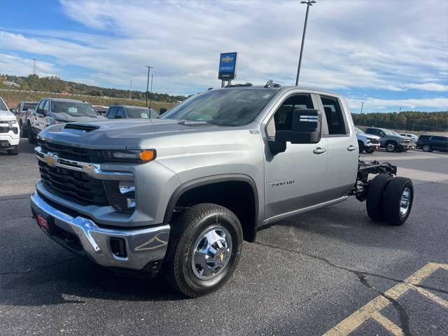 new 2025 Chevrolet Silverado 3500 car, priced at $66,905