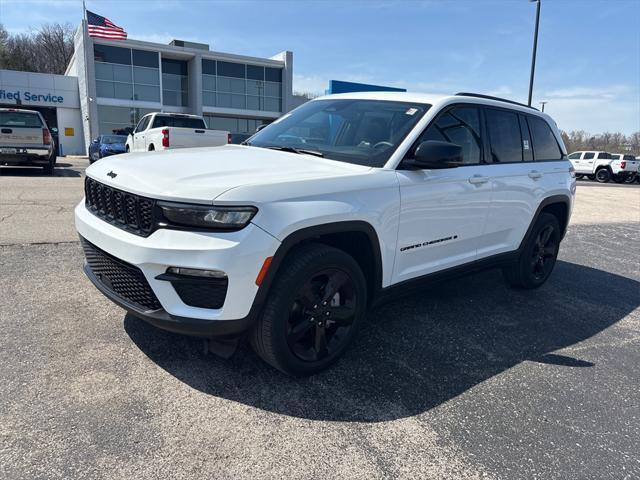 used 2023 Jeep Grand Cherokee car, priced at $29,979