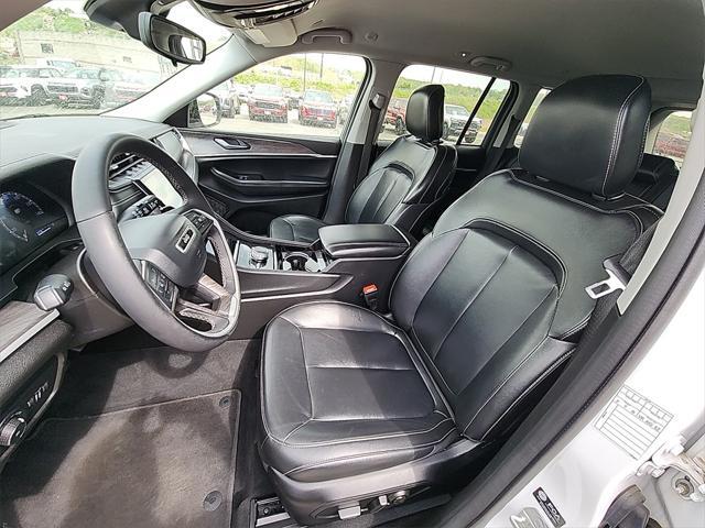 used 2023 Jeep Grand Cherokee car, priced at $29,979