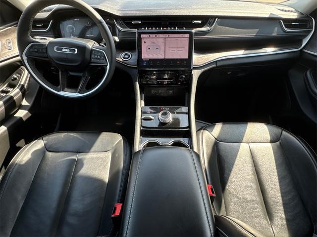 used 2023 Jeep Grand Cherokee car, priced at $29,979