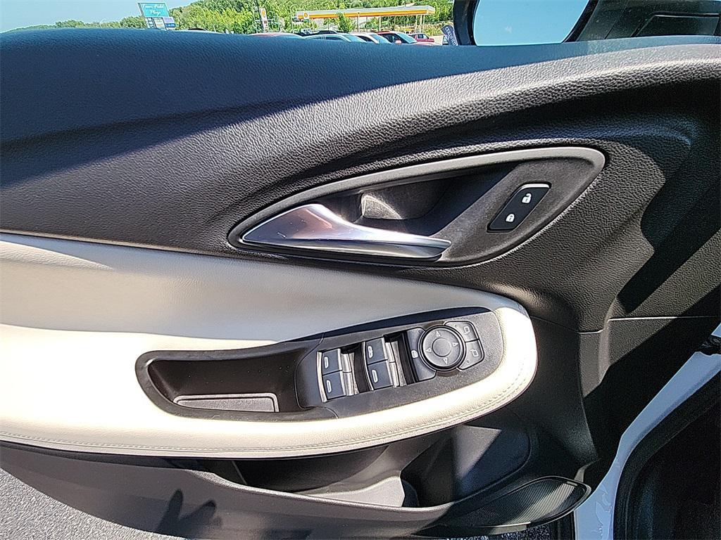 used 2024 Buick Encore GX car, priced at $21,972