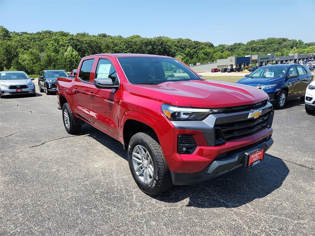 new 2025 Chevrolet Colorado car, priced at $44,955