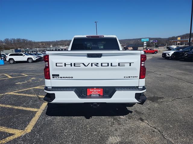 new 2025 Chevrolet Silverado 1500 car, priced at $42,277