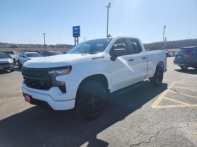 new 2025 Chevrolet Silverado 1500 car, priced at $42,277