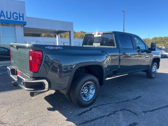 new 2025 Chevrolet Silverado 3500 car, priced at $72,003