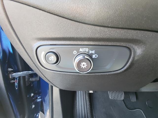 used 2022 Chevrolet Equinox car, priced at $17,979