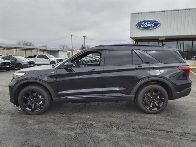 used 2023 Ford Explorer car