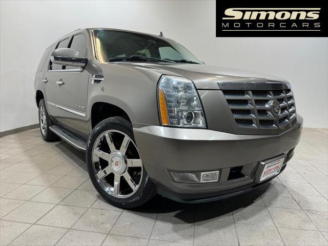 used 2012 Cadillac Escalade car, priced at $17,495