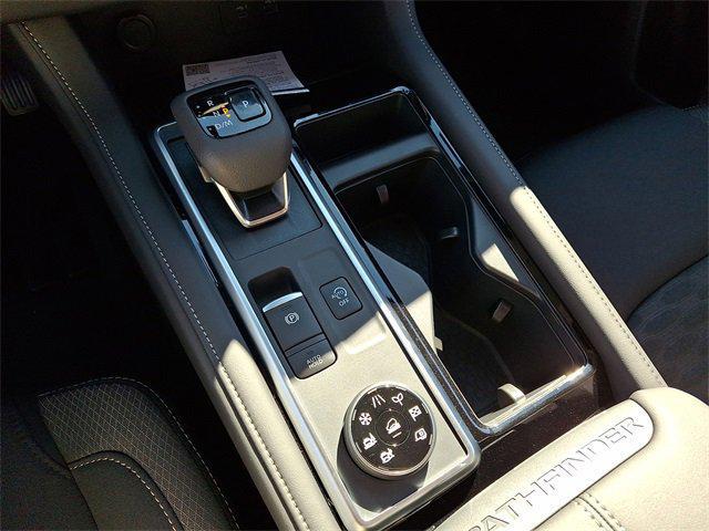 new 2025 Nissan Pathfinder car, priced at $35,928