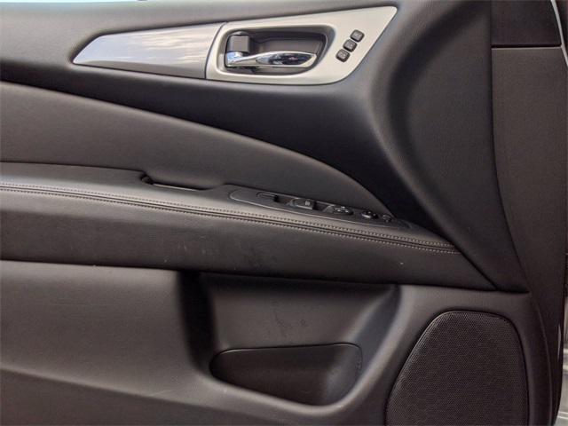 used 2020 Nissan Pathfinder car, priced at $20,000