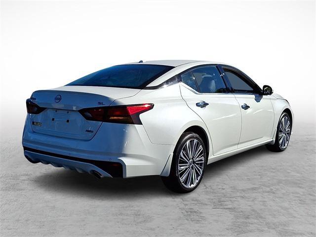 new 2025 Nissan Altima car, priced at $37,930