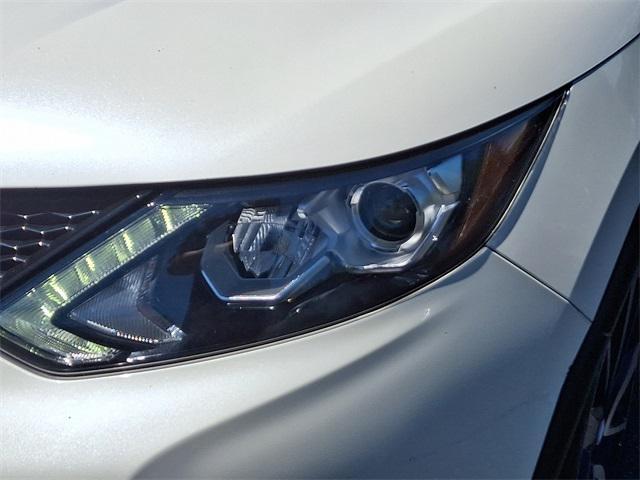 used 2019 Nissan Rogue Sport car, priced at $16,808