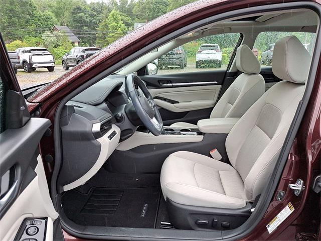 used 2023 Nissan Altima car, priced at $24,900