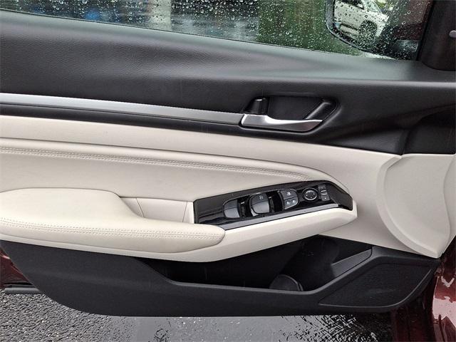 used 2023 Nissan Altima car, priced at $24,900