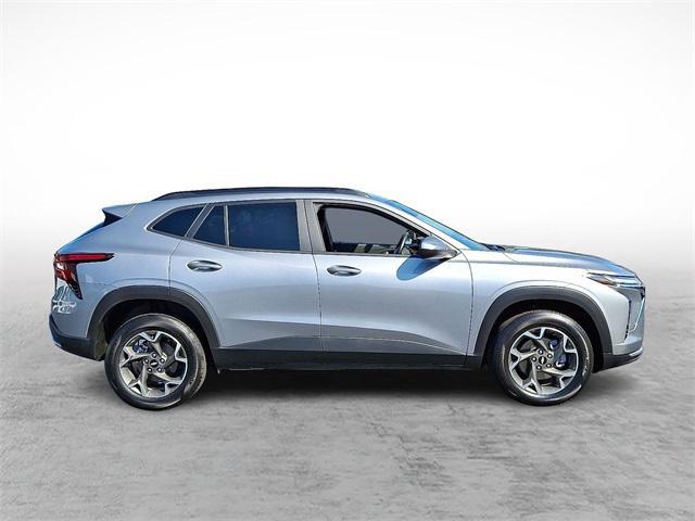 used 2025 Chevrolet Trax car, priced at $24,000