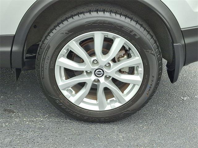 used 2022 Nissan Rogue Sport car, priced at $24,000