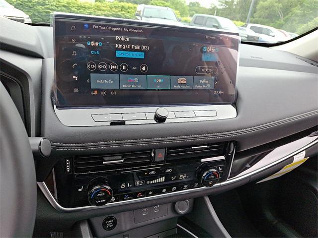 new 2025 Nissan Rogue car, priced at $44,275