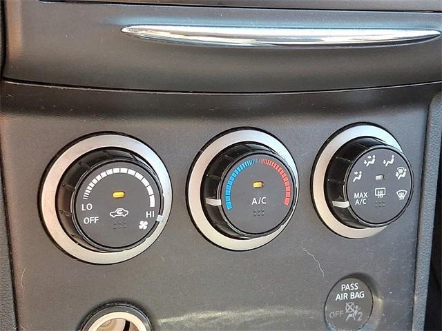 used 2015 Nissan Rogue Select car