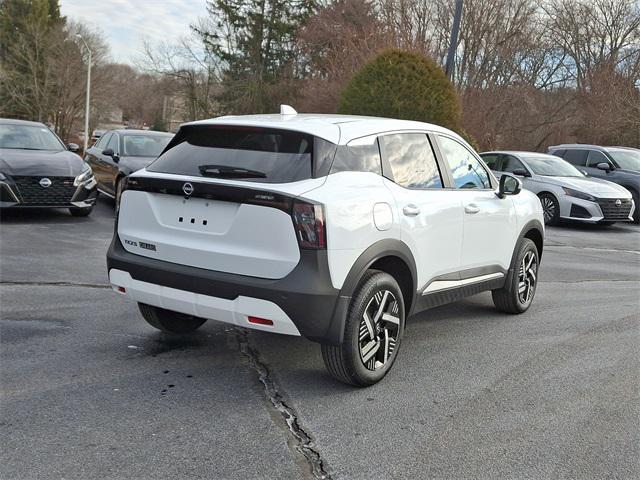 new 2025 Nissan Kicks car, priced at $25,575