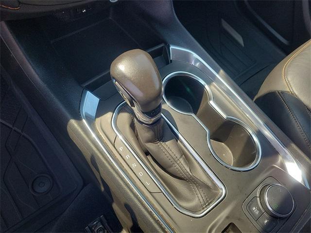 used 2021 Chevrolet Traverse car, priced at $27,000