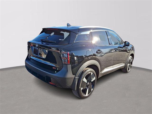 new 2025 Nissan Kicks car, priced at $28,075