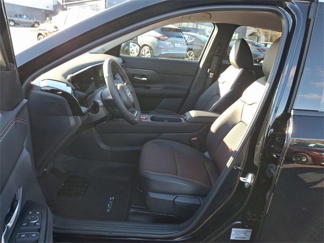 new 2025 Nissan Kicks car, priced at $28,075