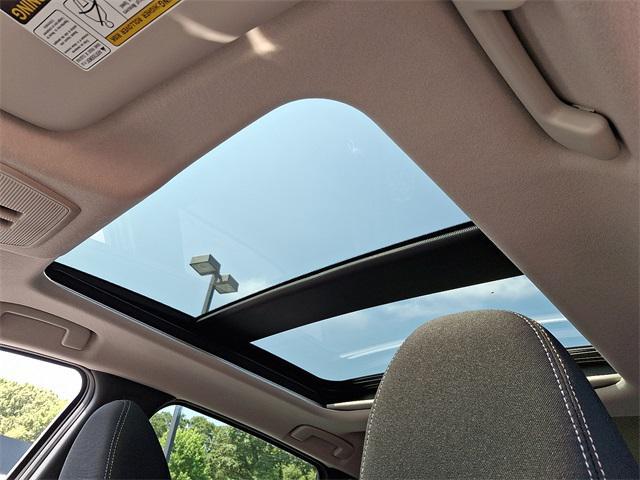 new 2025 Nissan Kicks car, priced at $29,050