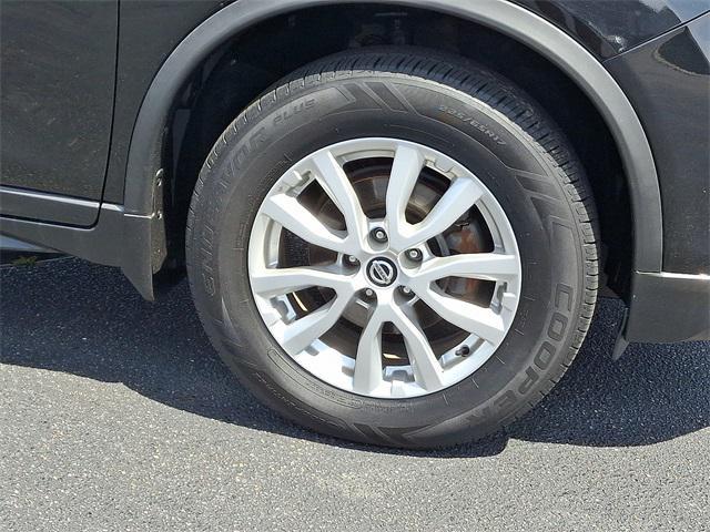 used 2020 Nissan Rogue car, priced at $16,330
