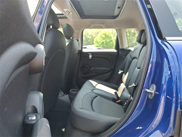 used 2021 MINI Hardtop car, priced at $17,400