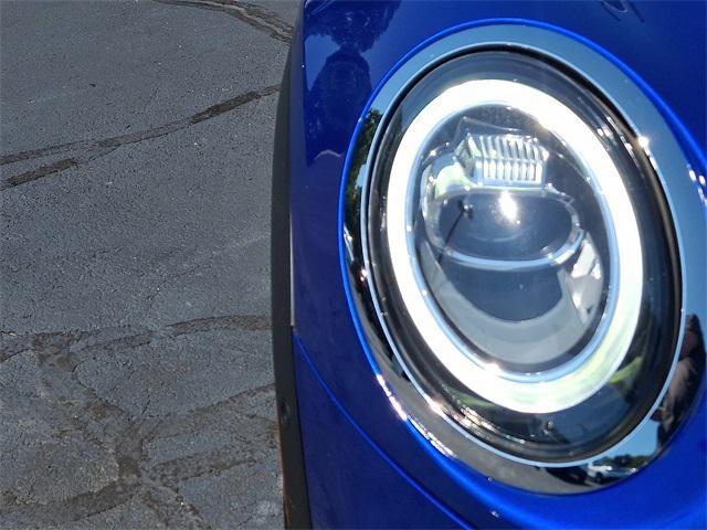 used 2021 MINI Hardtop car, priced at $17,400