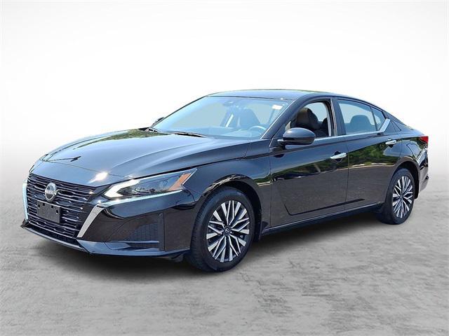 used 2023 Nissan Altima car, priced at $23,400