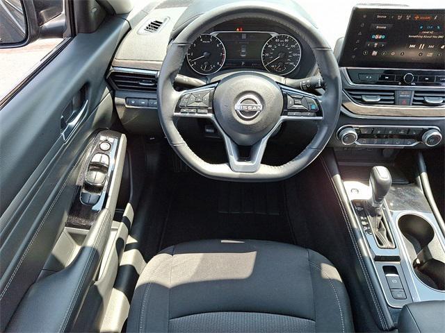 used 2023 Nissan Altima car, priced at $24,000