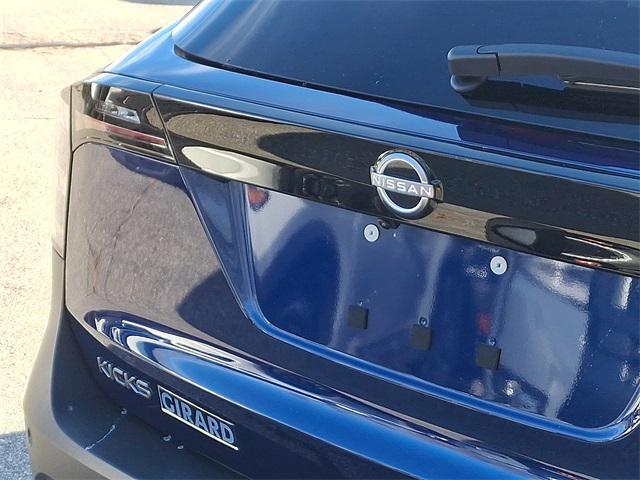 new 2025 Nissan Kicks car, priced at $29,960