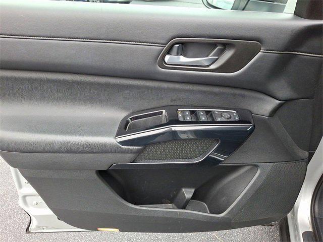 used 2022 Nissan Pathfinder car, priced at $23,000