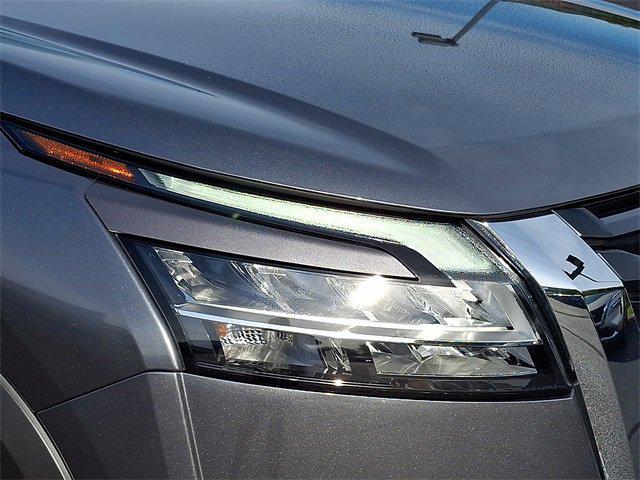 used 2022 Nissan Pathfinder car, priced at $23,350
