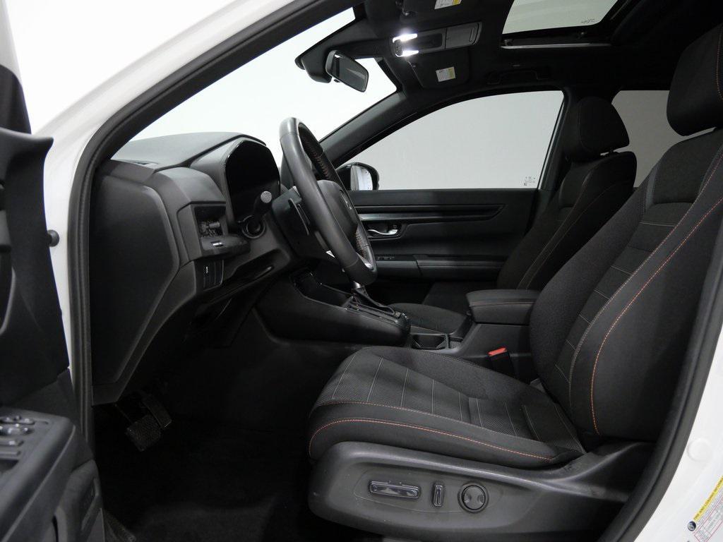 used 2024 Honda CR-V Hybrid car, priced at $31,000
