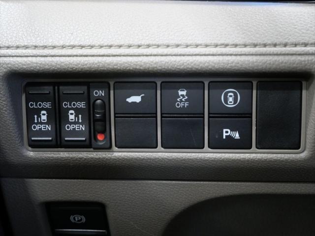 used 2023 Honda Odyssey car, priced at $37,600
