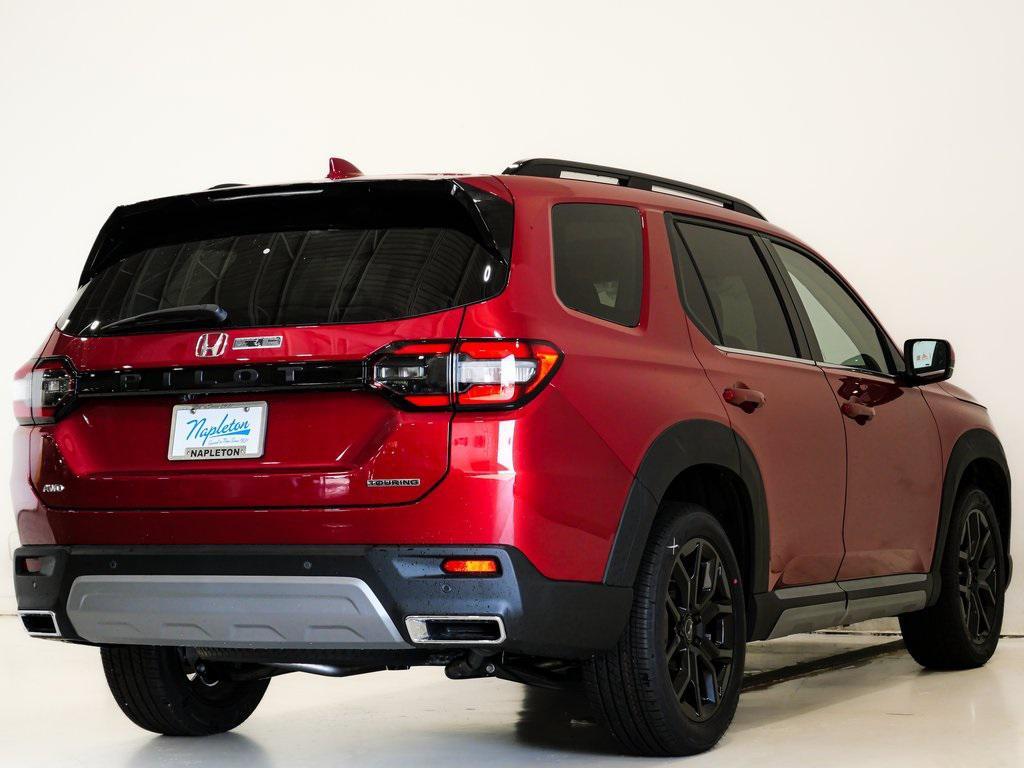 new 2025 Honda Pilot car, priced at $49,758